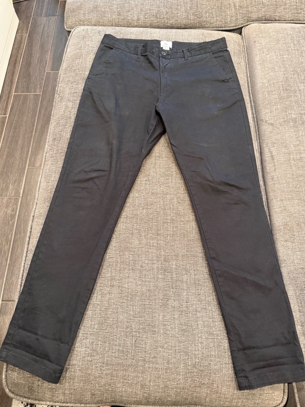H&M Men's Slim Skinny Fit Chinos in Black